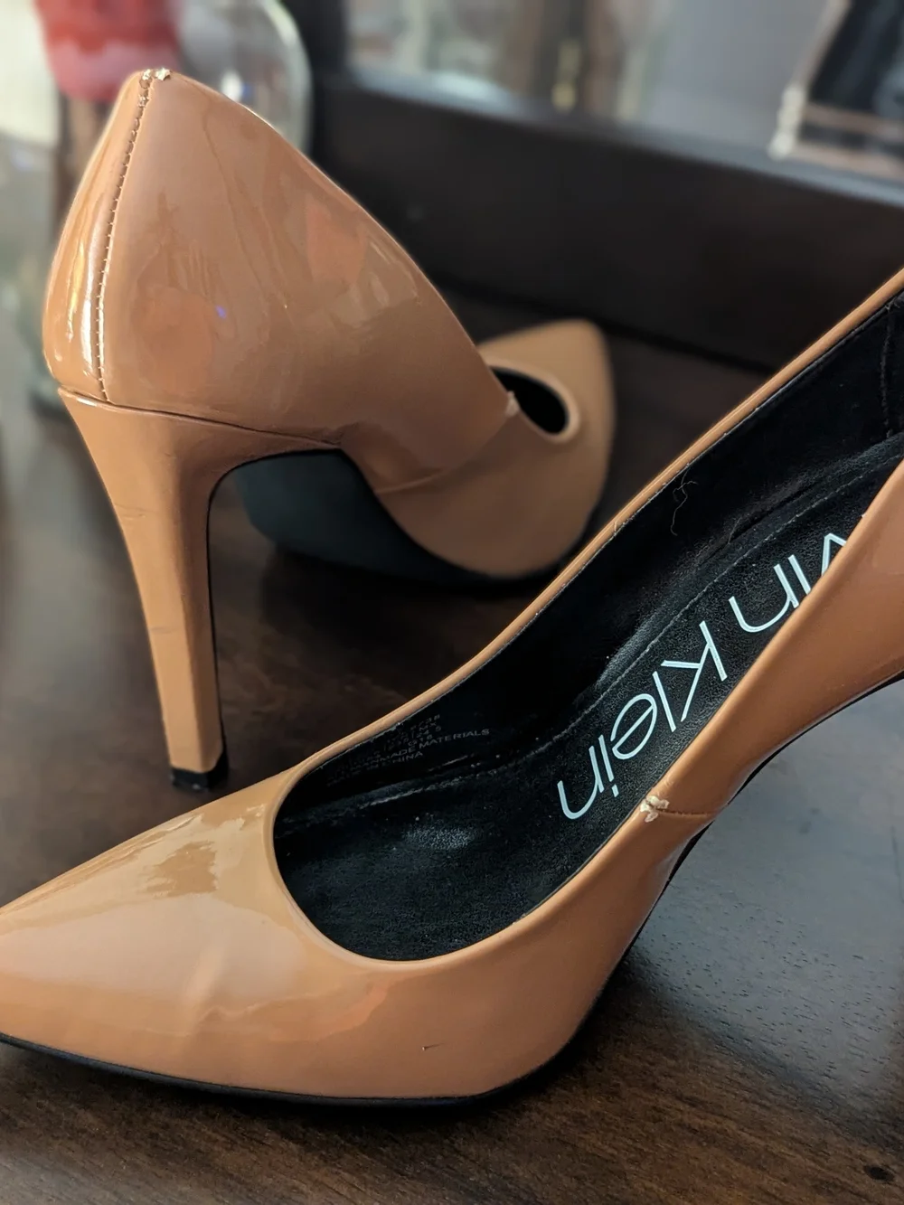 Calvin Klein Brady Nude Patent Leather Pointed Toe Stiletto Pumps Heels Size 7.5